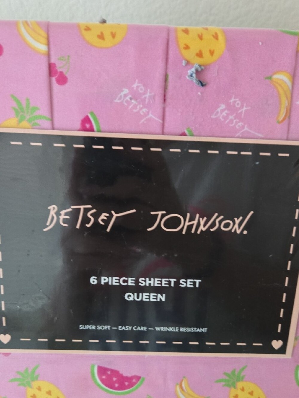 Betsey Johnson Pink Tropical Fruit Queen Sheet Set New - Picture 2 of 4